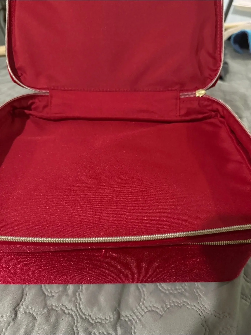 Estee Lauder Velvet Cosmetic Case in Deep Red with Gold Hardware